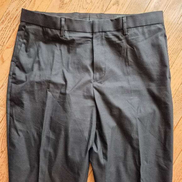 Banana Republic Slim Fit Non Iron Black Stretch Cotton Dress Pants - Picture 3 of 14